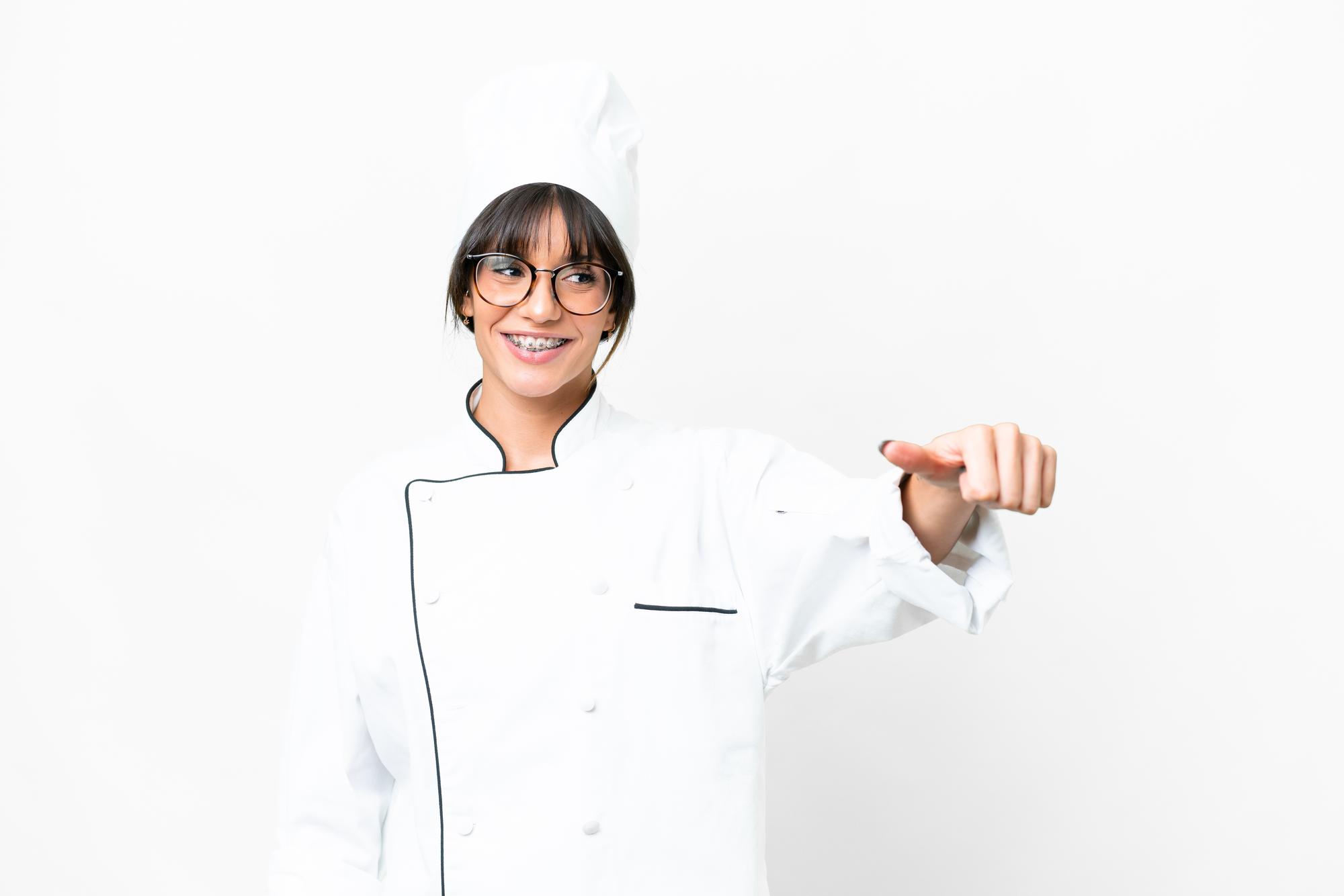 Chef che invita a un workshop in cucina